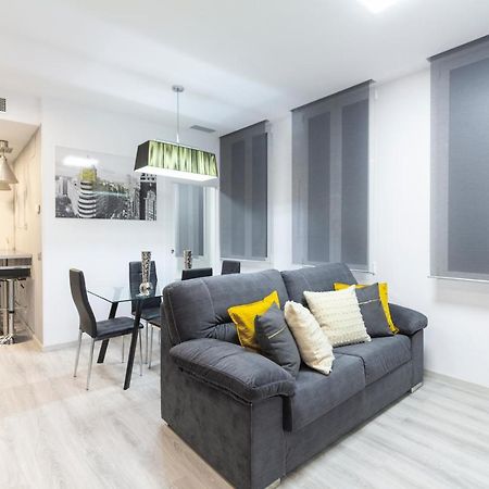 Prado Apartment Madrid Bagian luar foto