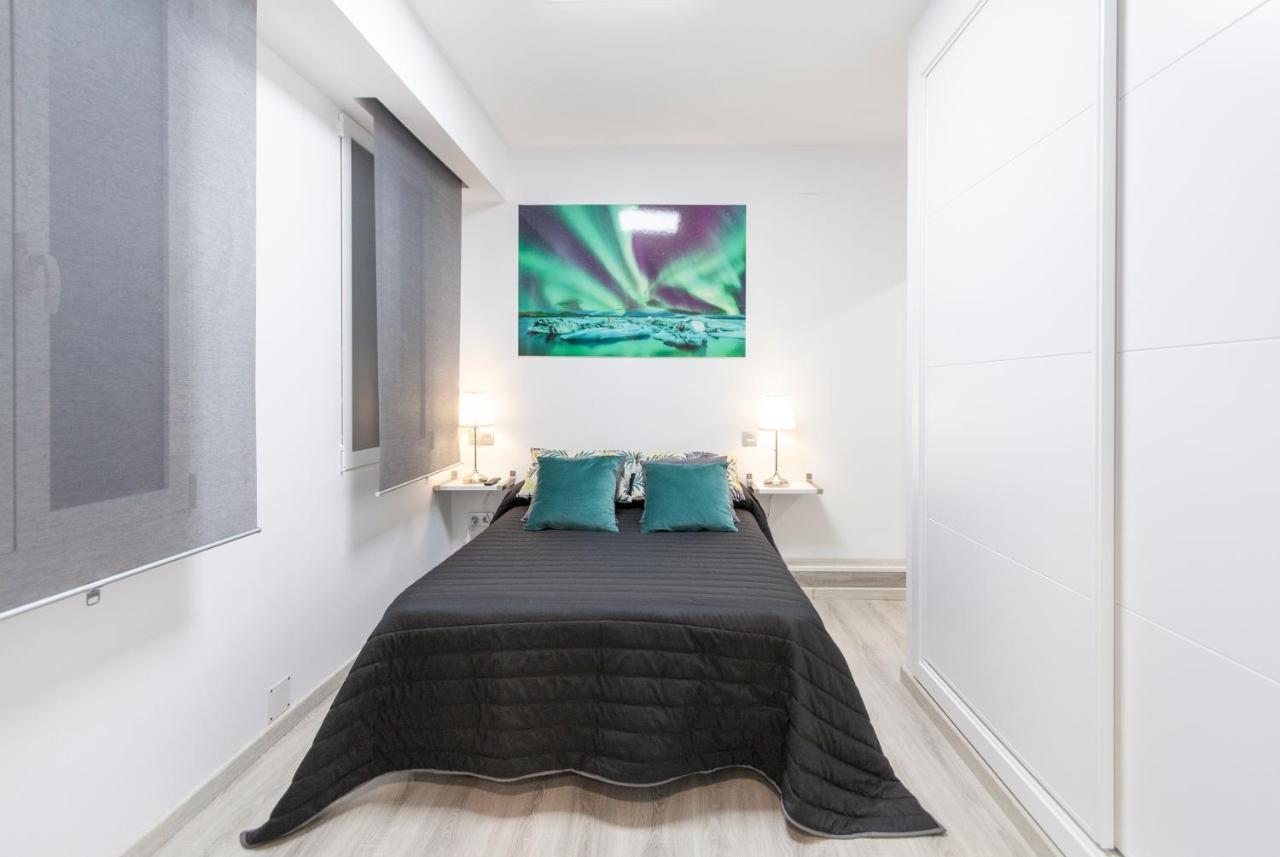 Prado Apartment Madrid Bagian luar foto