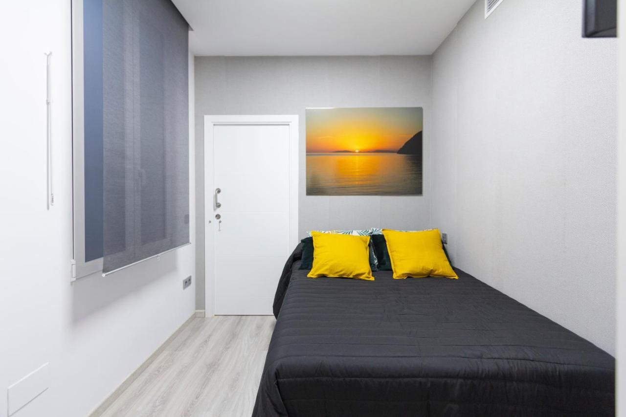 Prado Apartment Madrid Bagian luar foto